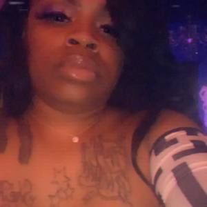 Meet your Posher, Deneisha